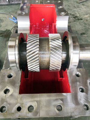 OEM Double Helical Speed Reducer Gearbox 4 Module Ratio 1.558