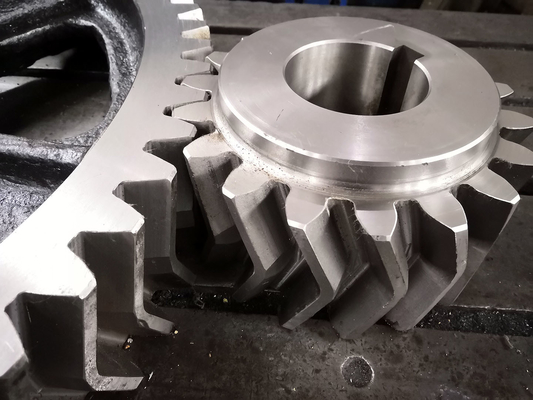 42CrMo Steel Helical And Herringbone Gears Taper Hole 260-290 HB