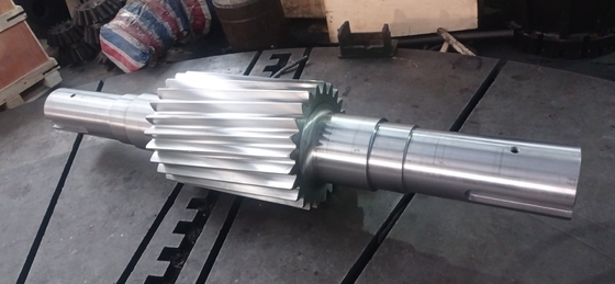 SAE 4340 Steel Left Hand Helical Gear Shaft DP 1.5 24T Angle 5°