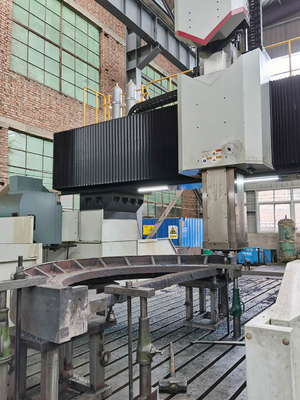 Adjoining Surface Milling Work 320mm For Two Segments Assembled Crown Gear Wheel
