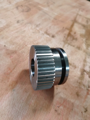 20° Pressure Angle Metal Spur Gear 30mm Hub Diameter Module 2