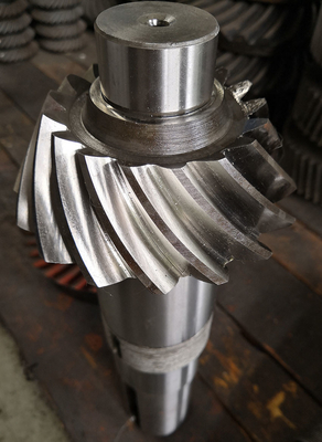 4.5M Gear Grinding Spiral Bevel Gears SAE 4320 Helical Transmission Gears