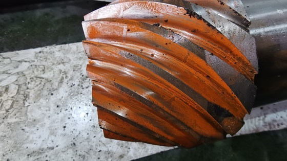 58 - 62 HRC Spiral Bevel Gears Heat Treatment AGMA 10-11 Grade