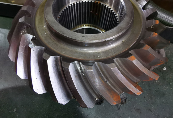 DIN 6 Accuracy Spiral Bevel Gears Grade 2.5 Axial Pitch ISO 6-7 Grade