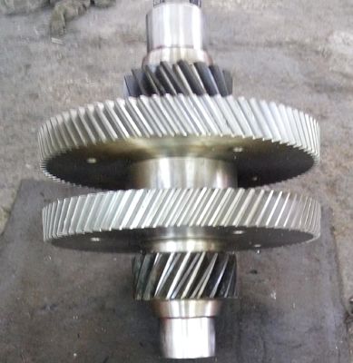 Transmission Gear Shaft Durable Alloy Steel And Triple Heat Treatment Process