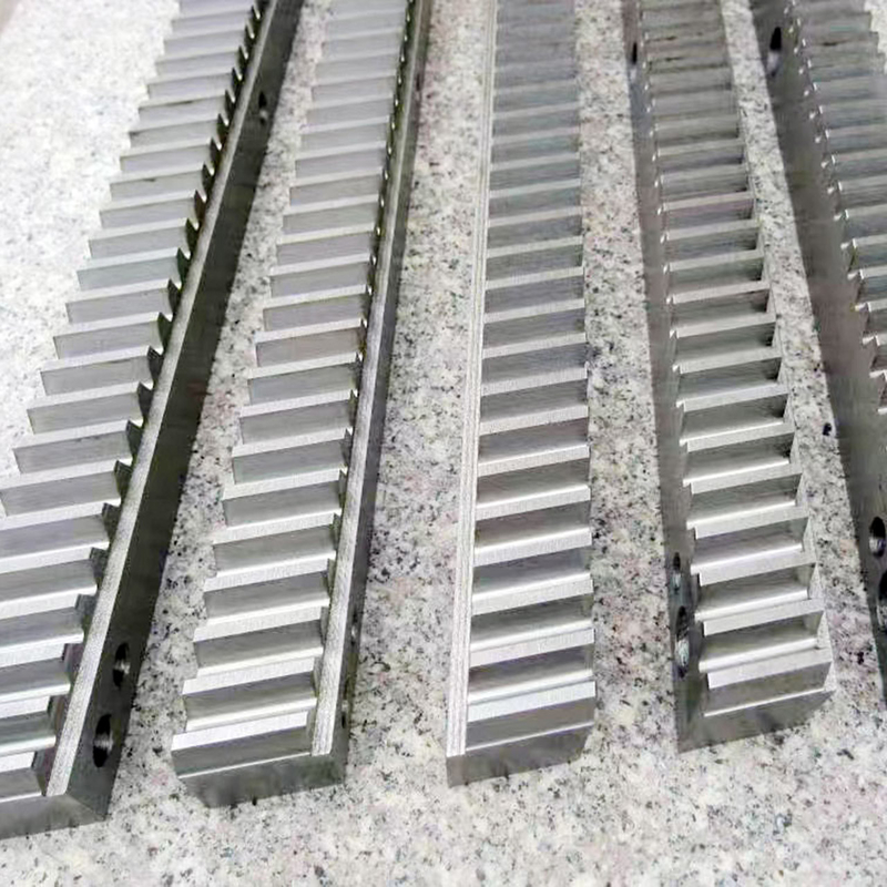 Custom 2.5 Module Helical Racks And Pinions Steering ISO 8-9 Grade