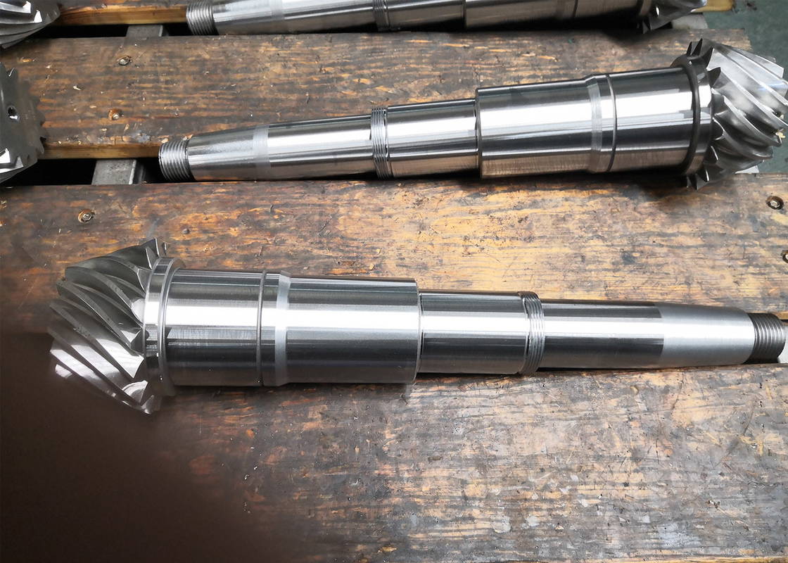 Right Hand Spiral Bevel Gear Shaft 6.5 Module 503mm Length