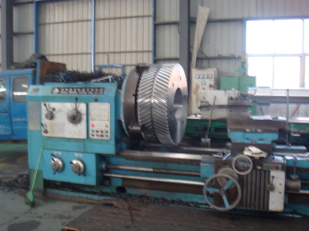 Customized Helical Gear With Carburizing Quenching Surface Treatment