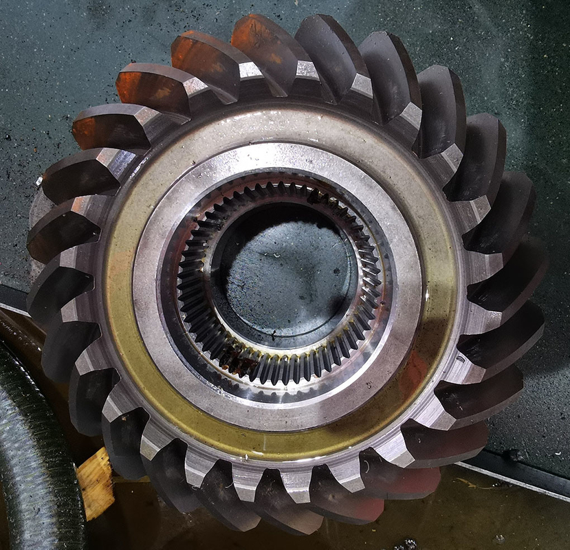 DIN 6 Accuracy Spiral Bevel Gears Grade 2.5 Axial Pitch ISO 6-7 Grade