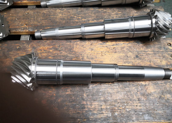 High-Precision Right Hand Spiral Bevel Gear Shaft 6.5 Module 503mm Length