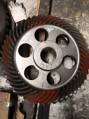 Custom Made 10 Module Helix Spiral Bevel Gears with Carburizing and Cement Quenching Heat Treatment
